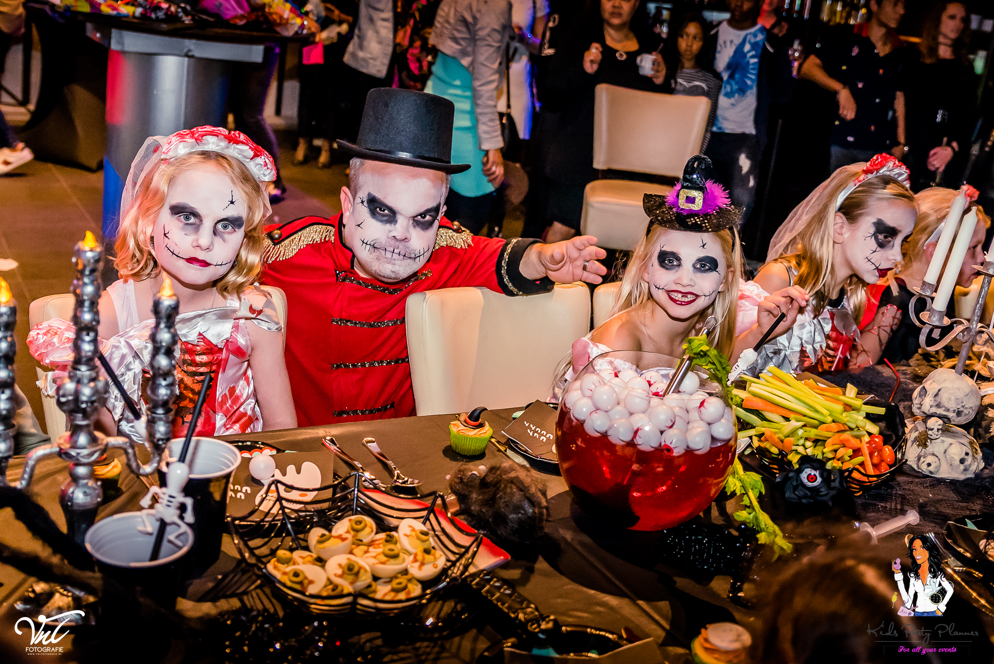 Concessie Mevrouw Verdorie Griezel of Halloween-feest - Kids Party Planner